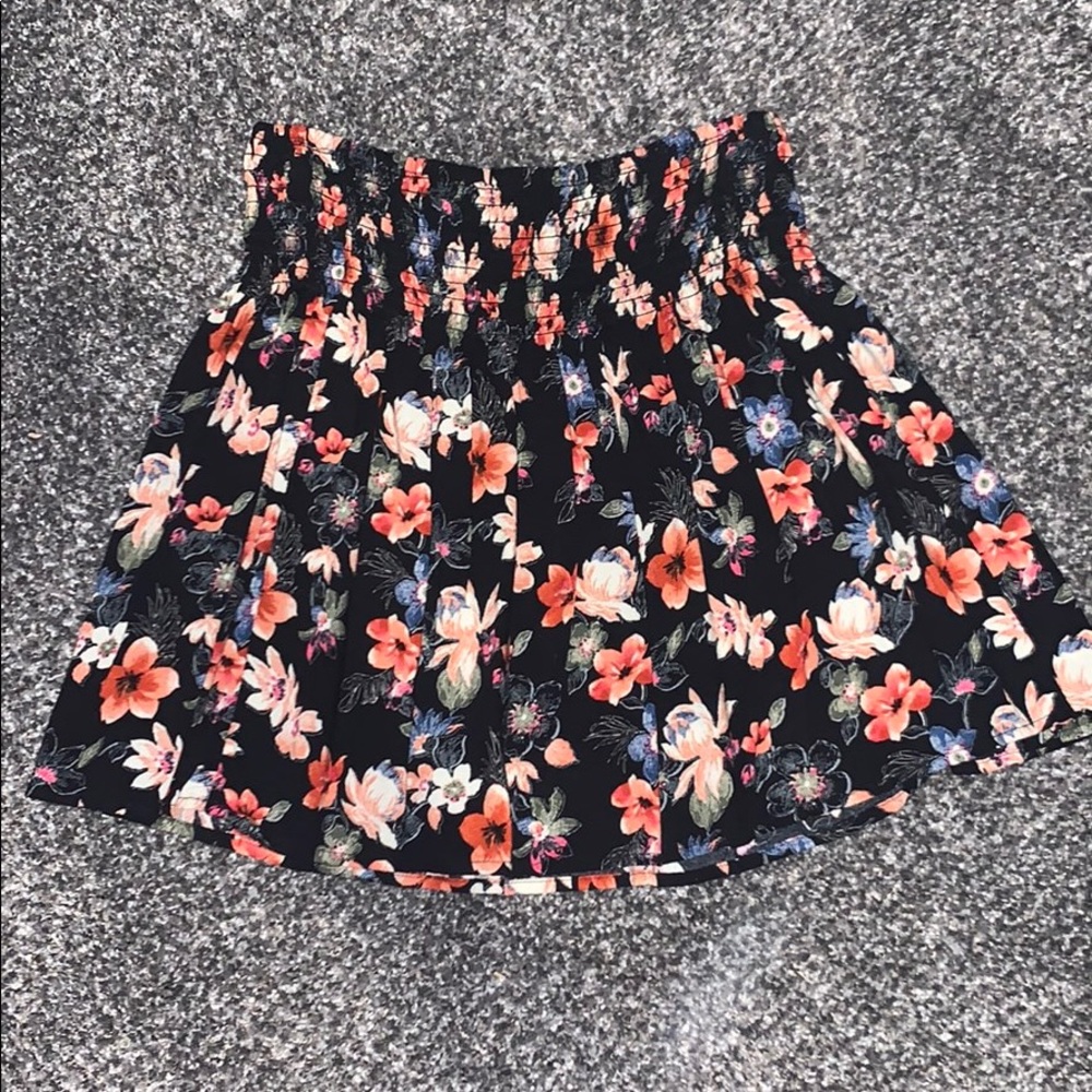 Hollister floral skirt